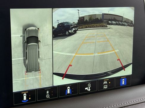 Certified 2022 Chevrolet Tahoe LT w/ LT Signature Package image 17