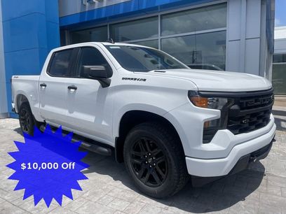 New 2025 Chevrolet Silverado 1500 Custom w/ Turbomax Blackout Package