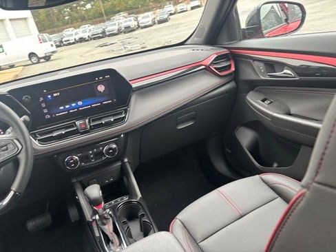 New 2026 Chevrolet TrailBlazer RS w/ Convenience Package FWD image 20