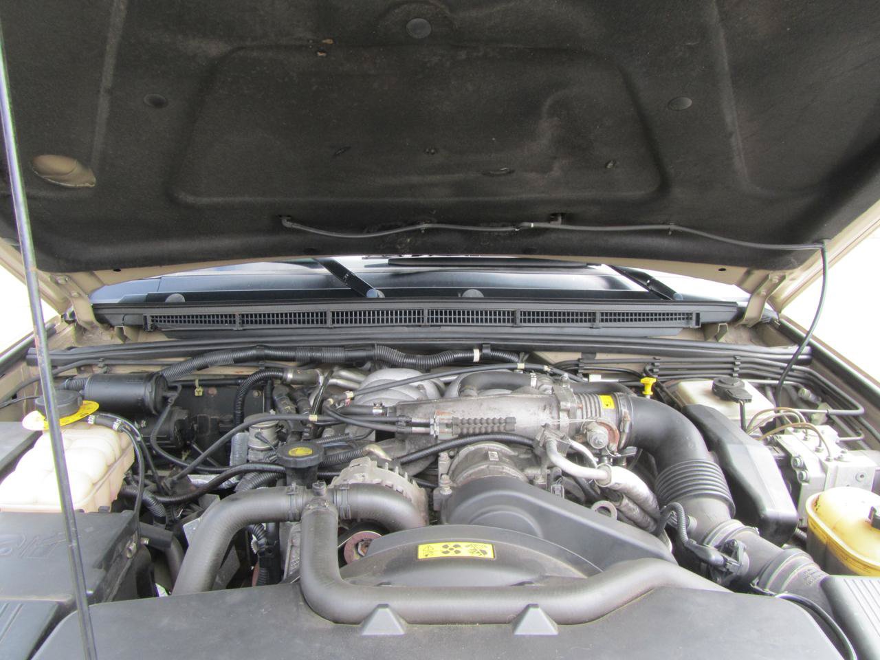 Used 2004 Land Rover Discovery S AWD/4WD image 26