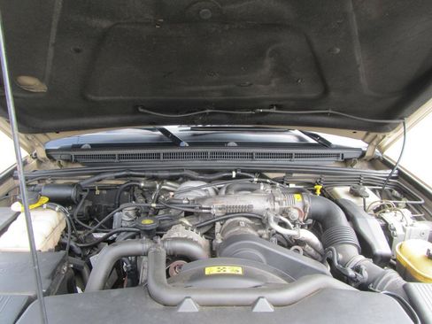 Used 2004 Land Rover Discovery S AWD/4WD image 26