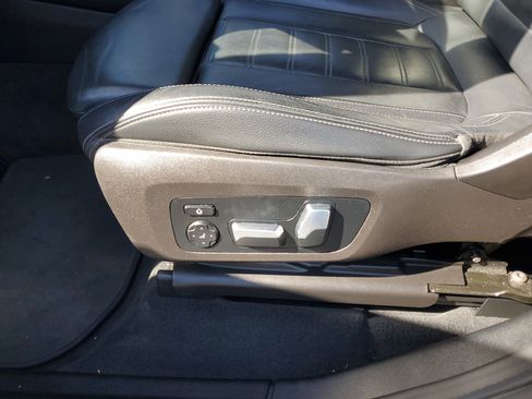 Used 2019 BMW X3 sDrive30i w/ Convenience Package image 11