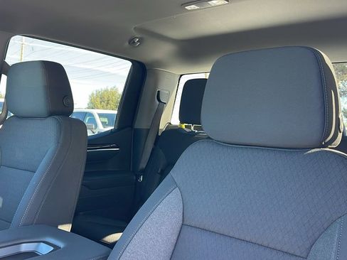 New 2026 GMC Sierra 1500 Elevation image 12