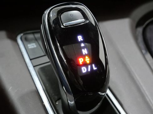 Used 2023 Cadillac Escalade ESV Premium Luxury Platinum AWD/4WD image 24