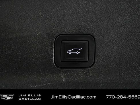 Used 2025 Chevrolet Tahoe LT image 31