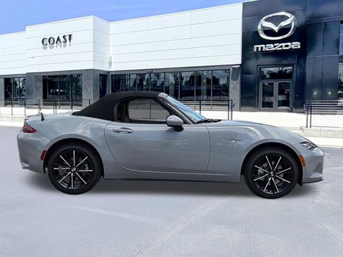 New 2026 MAZDA MX-5 Miata Grand Touring RWD image 5