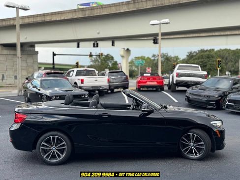 Used 2018 BMW 230i Convertible RWD image 7