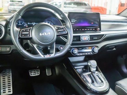 Used 2023 Kia Forte GT-Line w/ GT-Line Premium Package image 13