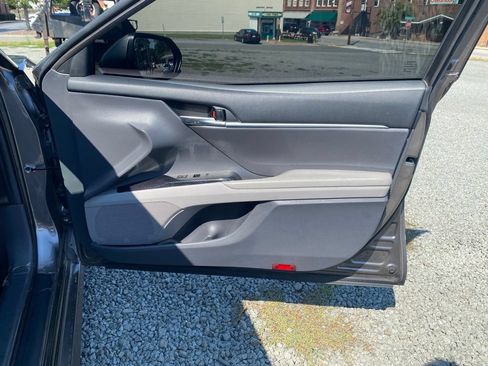 Used 2023 Toyota Camry LE FWD image 21