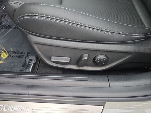 New 2026 Genesis G70 2.5T image 12