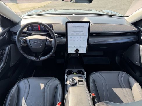 Certified 2022 Ford Mustang Mach-E Premium image 25