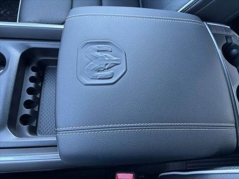 New 2026 RAM 1500 Laramie w/ Laramie Preferred Package AWD/4WD image 24