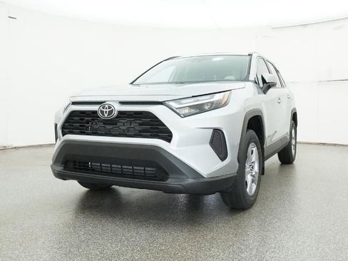 New 2025 Toyota RAV4 XLE image 17
