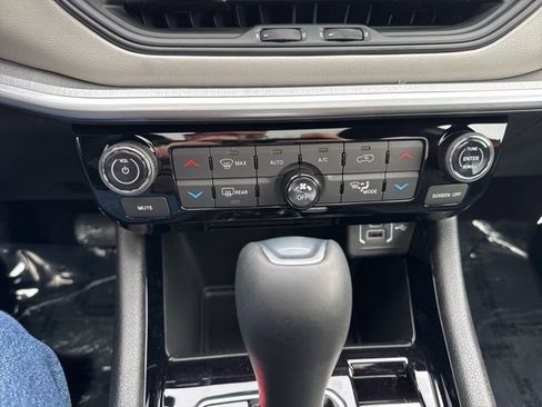 New 2026 Jeep Compass Limited w/ Sun, Sound & Navigation Group image 22