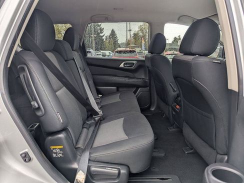 Used 2020 Nissan Pathfinder S AWD/4WD image 33