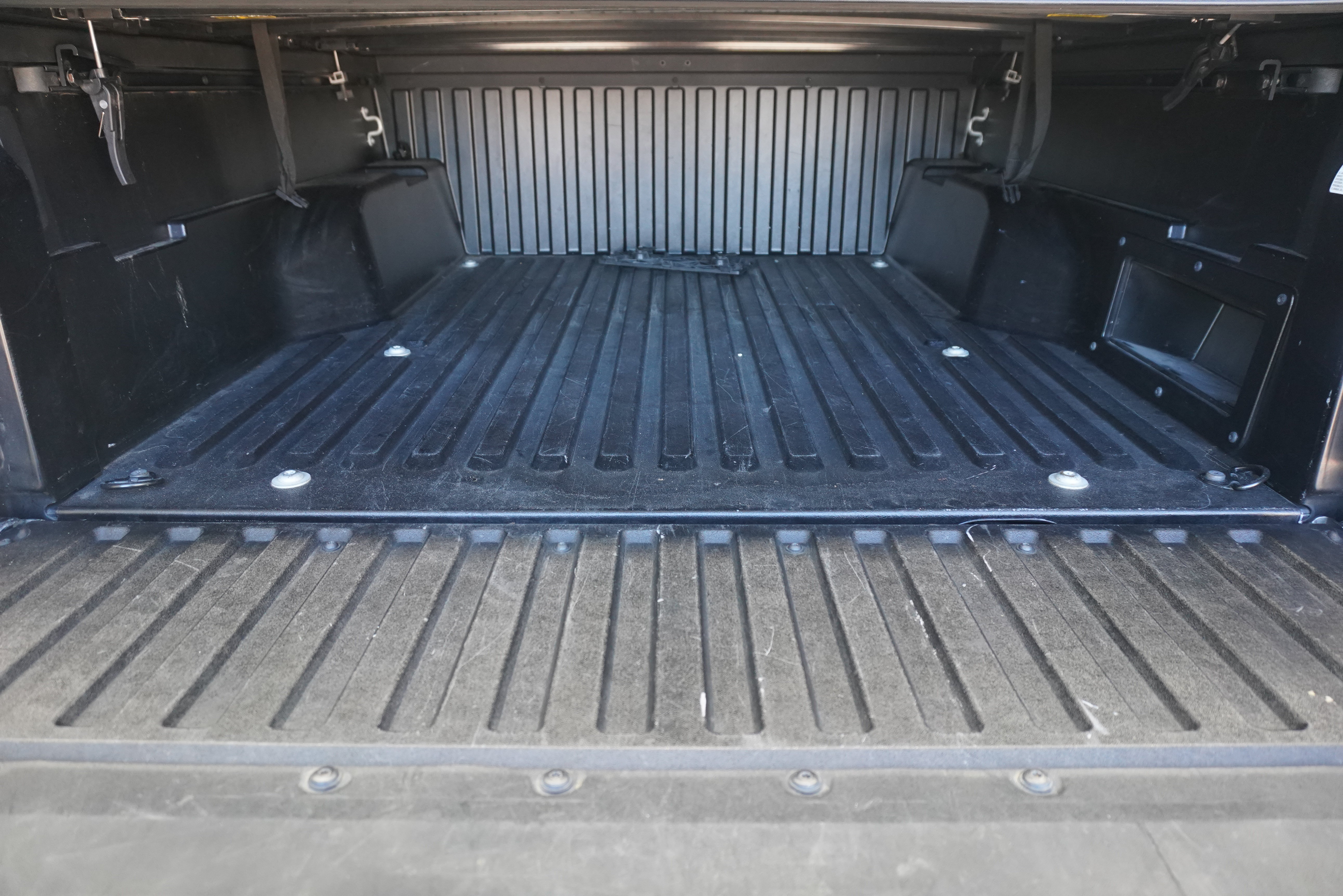 Used 2021 Toyota Tacoma SR5 RWD image 24