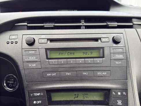 Used 2011 Toyota Prius Two image 15