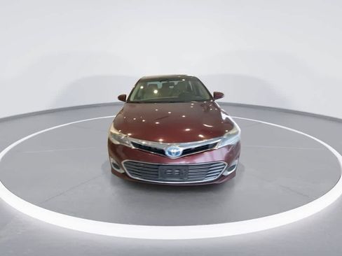 Used 2013 Toyota Avalon XLE Premium FWD image 3