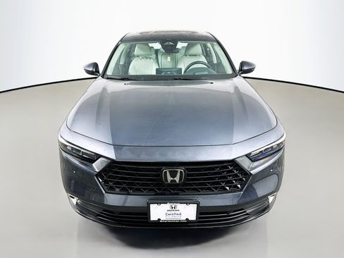 Used 2023 Honda Accord Touring image 2