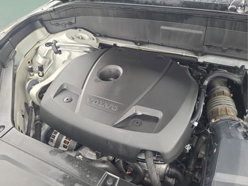 Used 2019 Volvo XC90 T6 R-Design w/ Advanced Package image 27