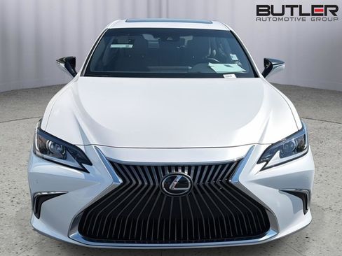 Certified 2021 Lexus ES 350 w/ Premium Package FWD image 9