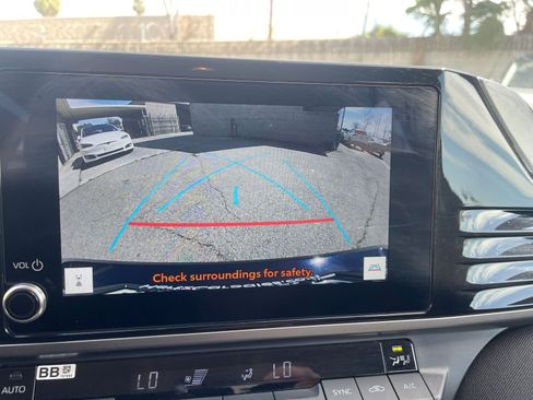 Used 2025 Toyota Camry LE image 25