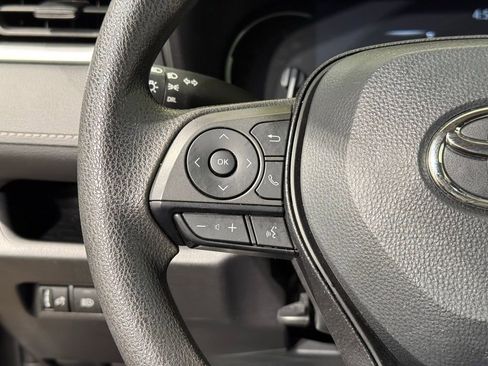 Certified 2025 Toyota RAV4 LE image 23