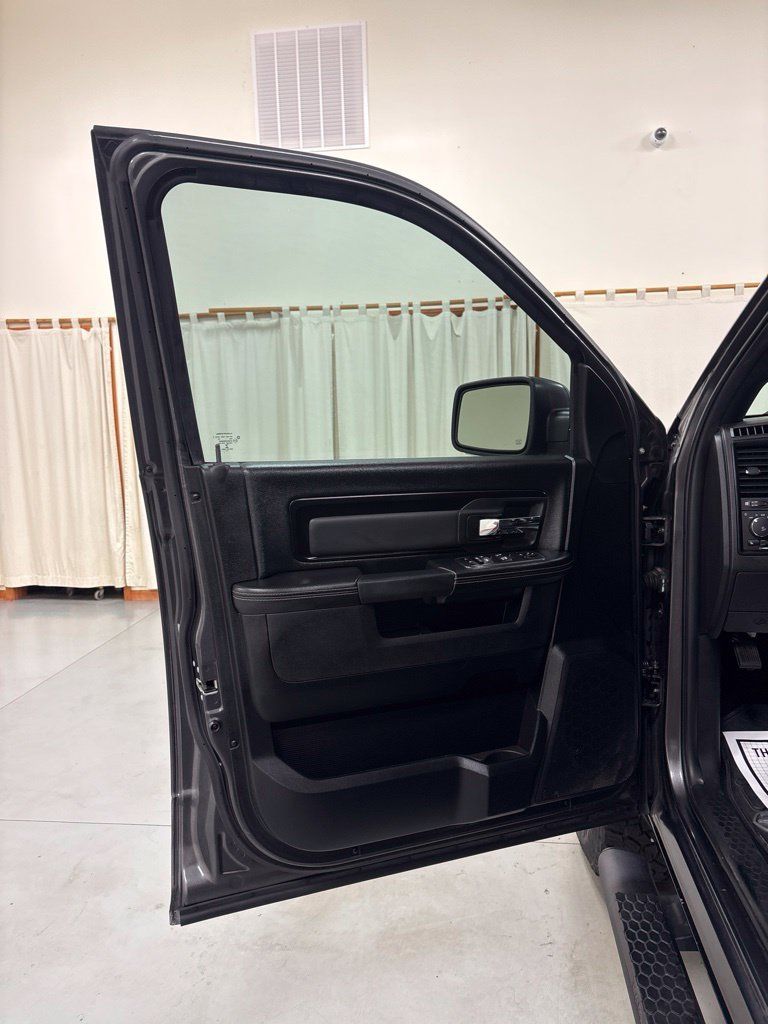 Used 2018 RAM 1500 Rebel w/ Luxury Group AWD/4WD image 16