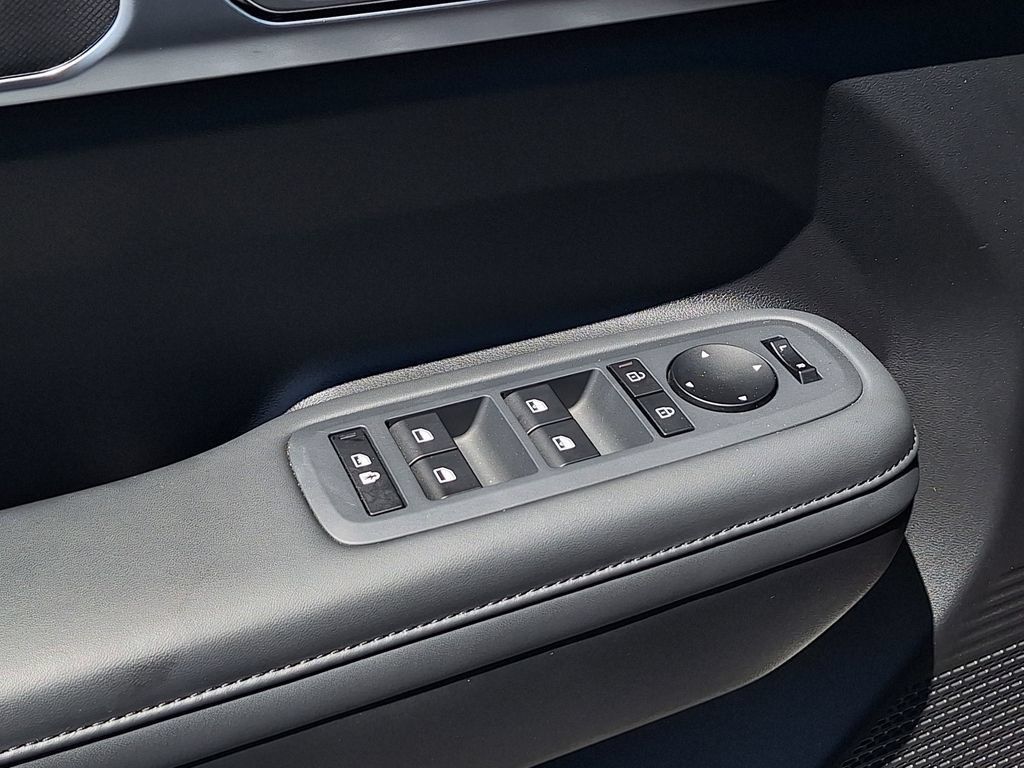 New 2025 Hyundai Santa Fe XRT AWD/4WD image 9