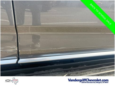 Used 2021 Cadillac Escalade ESV Premium Luxury AWD/4WD image 22