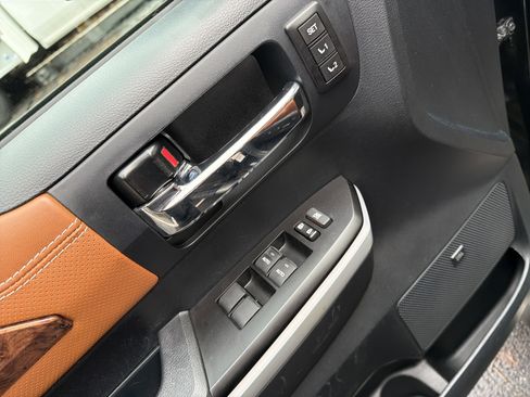 Used 2018 Toyota Tundra 1794 Edition image 15