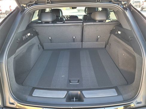 New 2026 Cadillac Lyriq Premium Luxury image 7