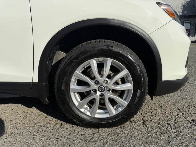 Used 2020 Nissan Rogue SV AWD/4WD image 28