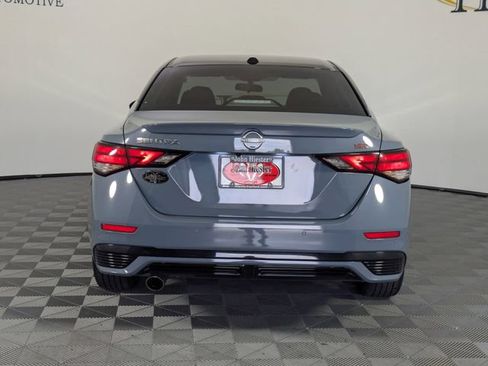Used 2024 Nissan Sentra SR FWD image 3