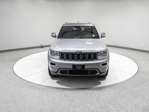 Used 2019 Jeep Grand Cherokee Limited AWD/4WD image 31
