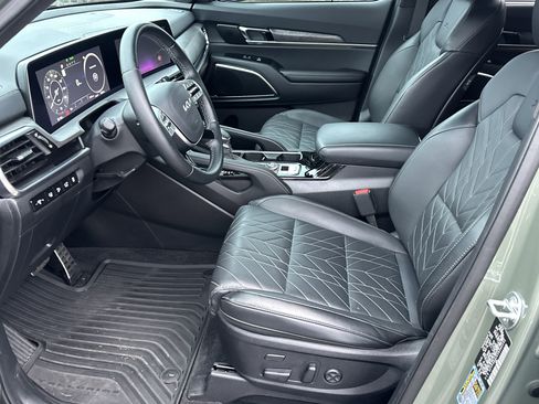 Used 2025 Kia Telluride SX Prestige X-Line image 10