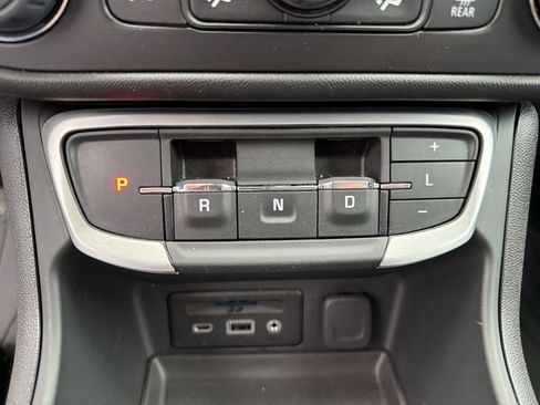 Used 2024 GMC Terrain SLT w/ Elevation Edition AWD/4WD image 21