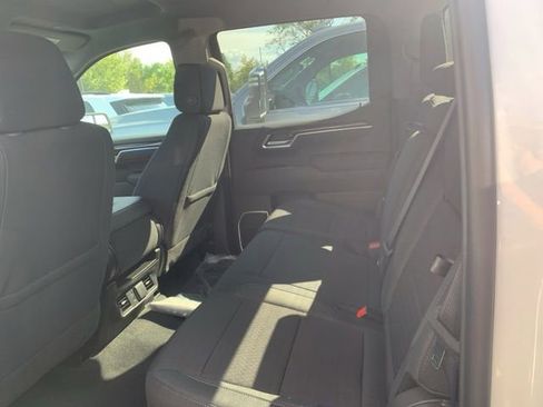 New 2026 GMC Sierra 1500 Elevation image 23