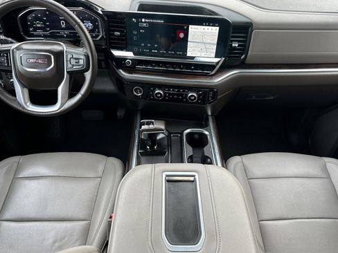Used 2022 GMC Sierra 1500 SLT w/ SLT Convenience Package image 13
