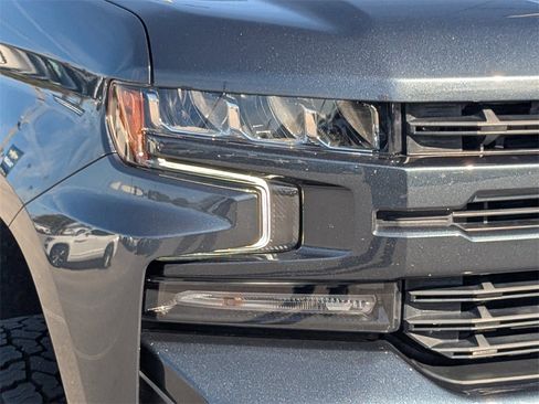 Used 2021 Chevrolet Silverado 1500 RST image 9
