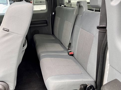 Used 2015 Ford F250 XLT image 16