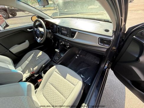 Used 2018 Kia Rio LX FWD image 17