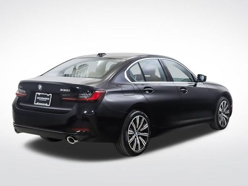 New 2026 BMW 330i xDrive Sedan w/ Premium Package AWD/4WD image 5