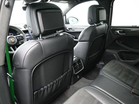 Certified 2023 Porsche Macan GTS AWD/4WD image 8