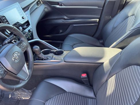 Certified 2022 Toyota Camry SE image 19