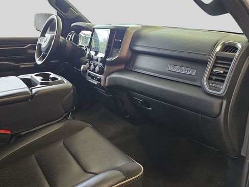 Used 2024 RAM 1500 Laramie AWD/4WD image 16