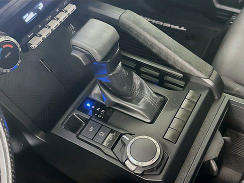 Used 2025 Toyota Tacoma SR image 16