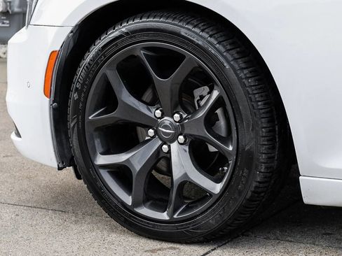 Used 2022 Chrysler 300 S RWD image 60