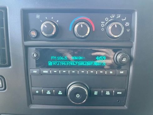 Used 2025 GMC Savana 2500 w/ Driver Convenience Package RWD image 29