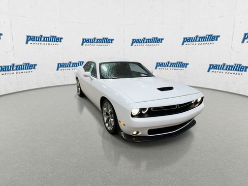 Used 2022 Dodge Challenger GT image 3